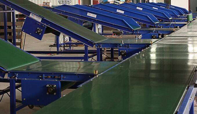 皮帶輸送機(jī)